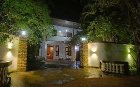 Aura City Hostel