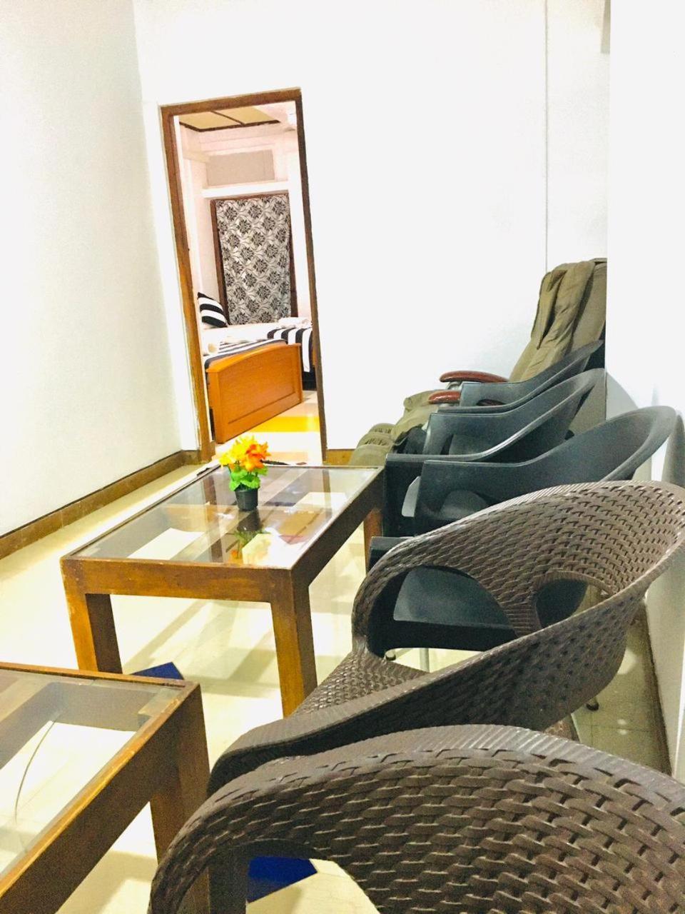 Aura City Hostel Anuradhapura Exterior photo